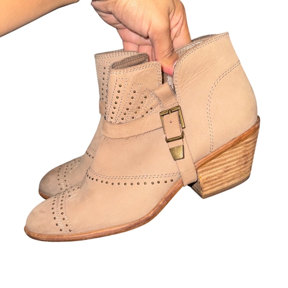 Vince Camuto Dorintina Nude western boho Leather Studded Buckle Ankle Booties - Picture 3 of 8